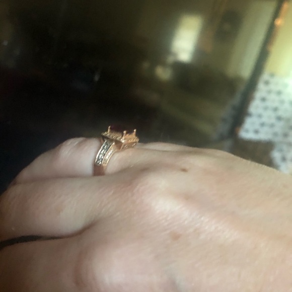 14 K Levian Garnet, Chocolate Diamond and diamond ring. Mdeal. 🎆 Last reduction - Picture 3 of 4